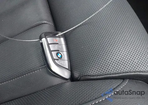 2021 BMW X5 xDrive40I z USA, uszkodzony, nr VIN 5UXCR6C07M9F32432